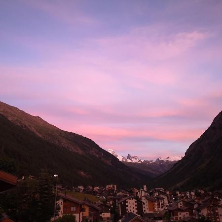 Petit Paradisli Täsch Exteriör bild